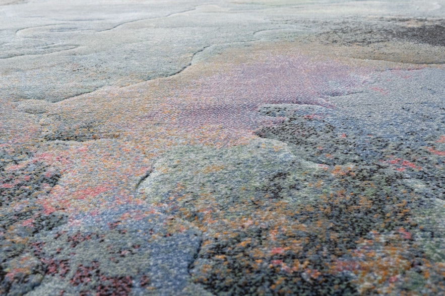 Close-up of the dense low pile of the Tapison Home Torino 063.0934.5626 rug, pebble shape