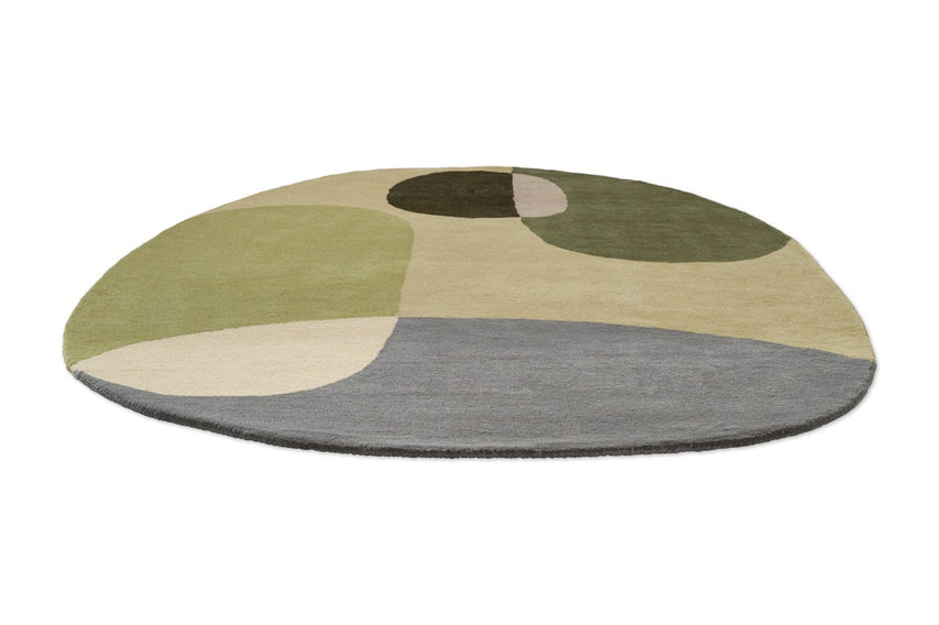 Brink & Campman Decor Miller Summer rug in sage green, forest green and dove grey, perspective view
