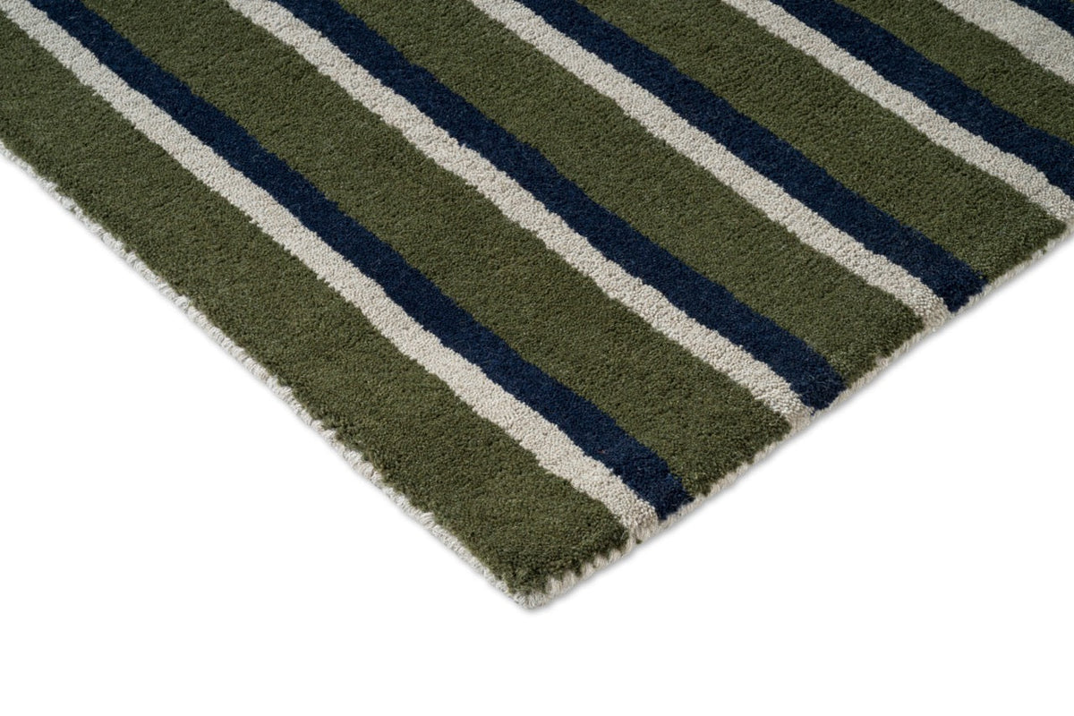 Brink & Campman Decor Pilar Moss rug, detail of corner and pile