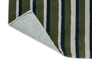 Brink & Campman Decor Pilar Moss rug, detail of folded corner and backing