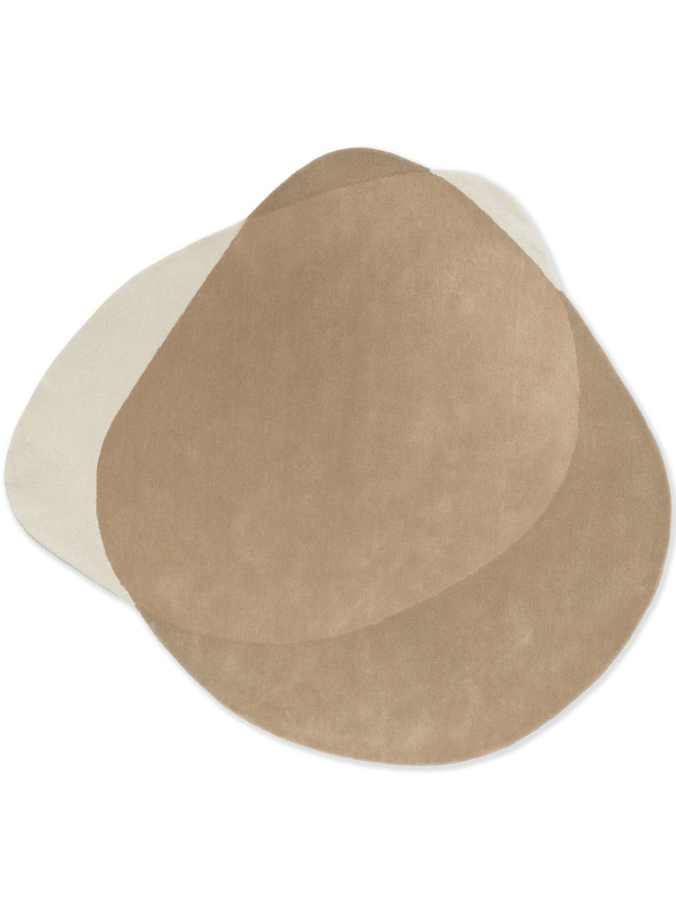 Organic form. Sculptural calm. A neutral rug with quiet presence.

The Element Arp Natural 087601 rug by Brink & Campman is a contemporary interpretation of mid-century modern art. Hand-tufted in 100% pure new wool, its sculpted surface features a series of softly carved abstract shapes — inspired by the fluid works of Jean Arp — that lend the rug subtle rhythm and sculptural expression.

The natural colourway combines ivory, light stone, and soft greige tones. This palette grounds any interior in warmth an