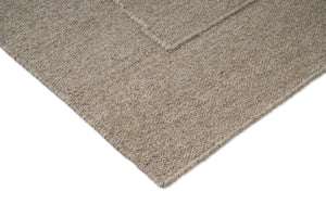 Brink & Campman Senso Blocks Soft Taupe rug, detail of corner and weave