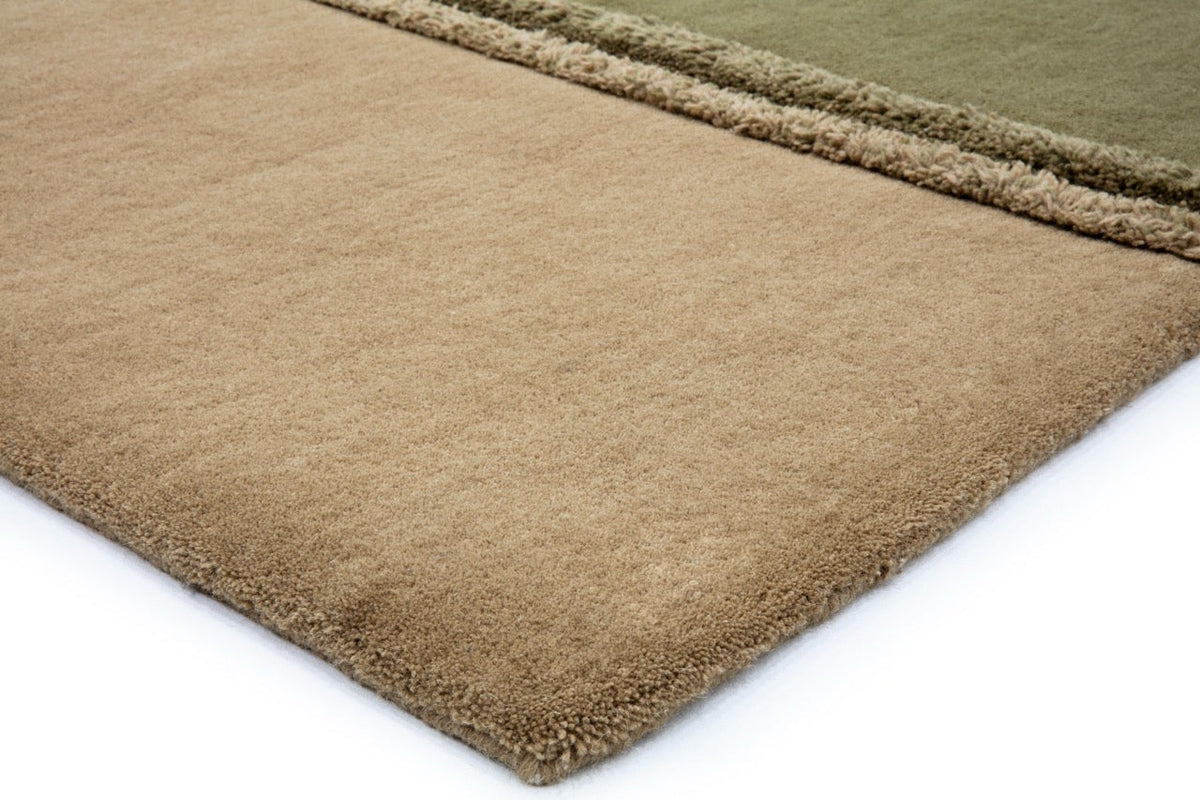 Acsento Delos Green rug, detail of corner and pile