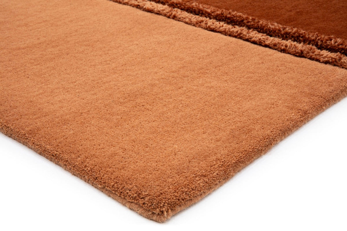 Acsento Delos Rust rug, detail of corner and pile