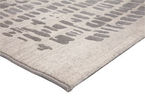 Acsento Papyrus Silver rug, detail of corner and pile