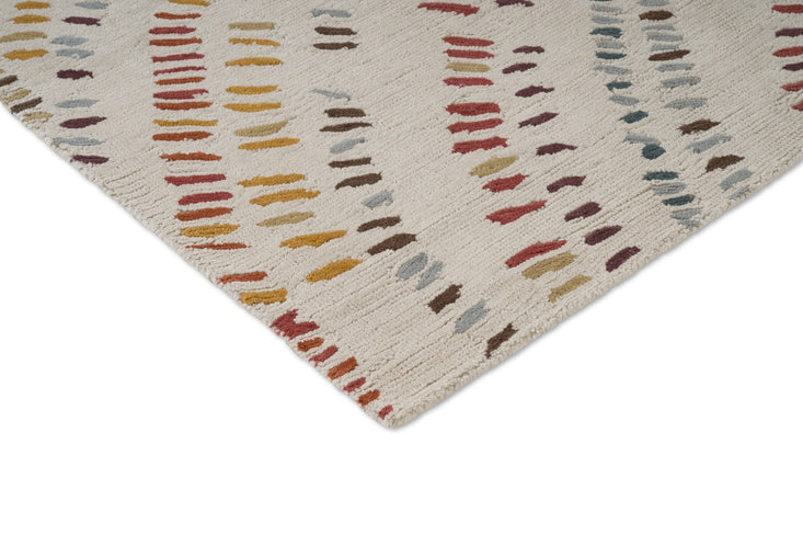 Harlequin Frescoes Amber rug, detail of corner and pile