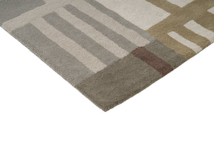 Harlequin Monolith Sandstone rug, detail of corner and pile