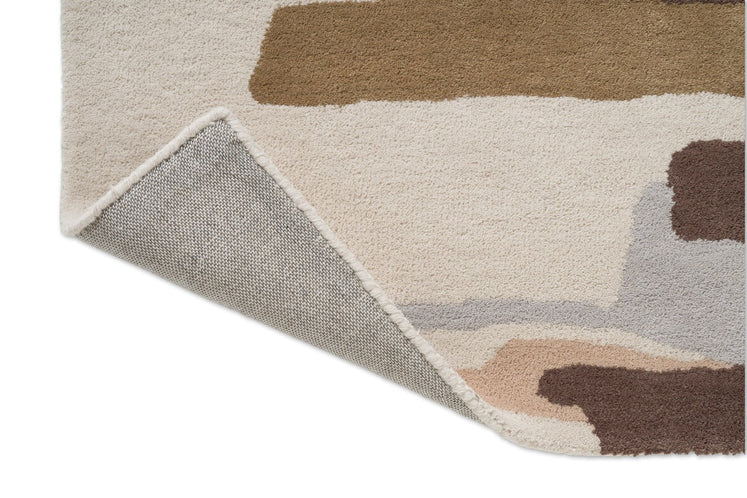 Harlequin Zeal Taupe rug, detail of folded corner and backing