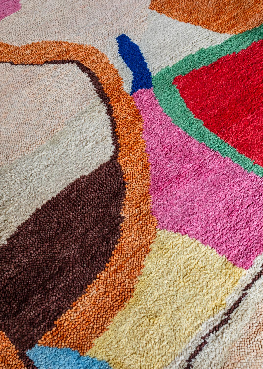 Colourful Rug Kaleidoscope, Layered x Chontos, detail of the hand knotted wool
