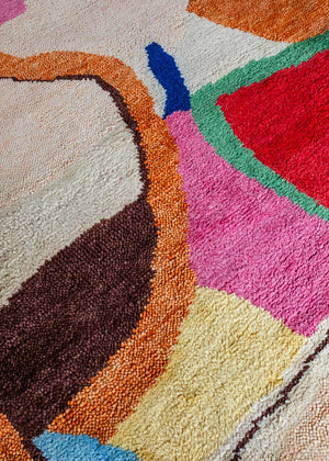Colourful Rug Kaleidoscope, Layered x Chontos, detail of the hand knotted wool
