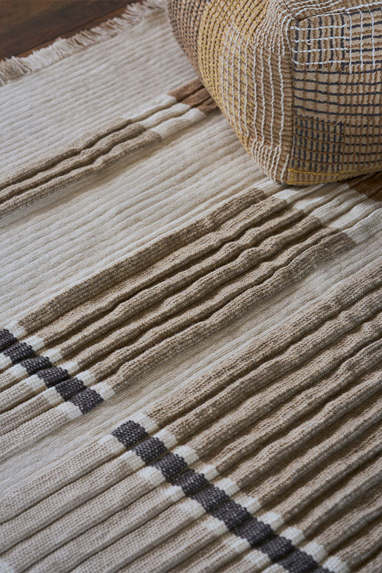 Lorena Canals Columns Natural Wool Rug, close up