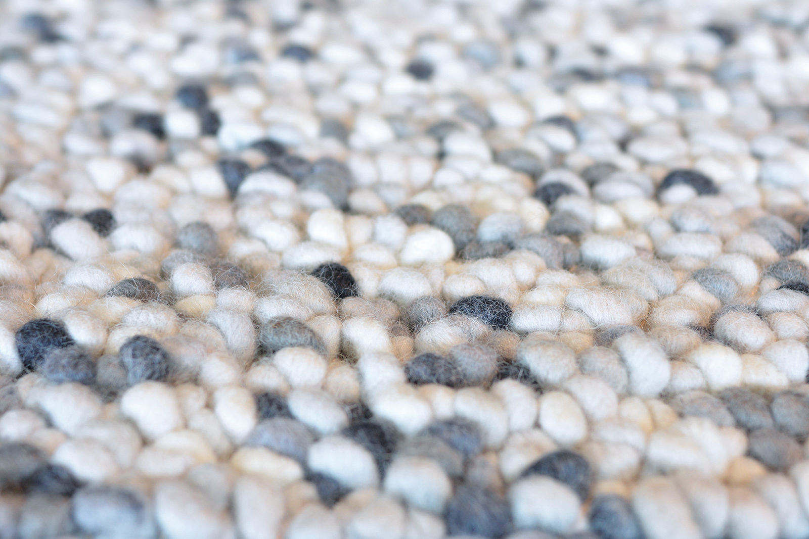 Brink & Campman | Pebble Cool Grey 129804 | Carpet | Tapison