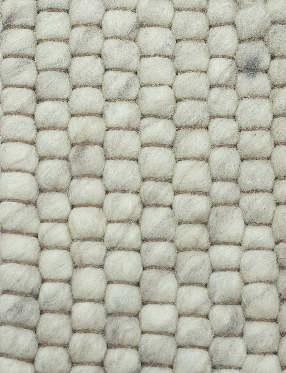 Brinker Carpets | Verona Cloud White 815 | Carpet | Tapison