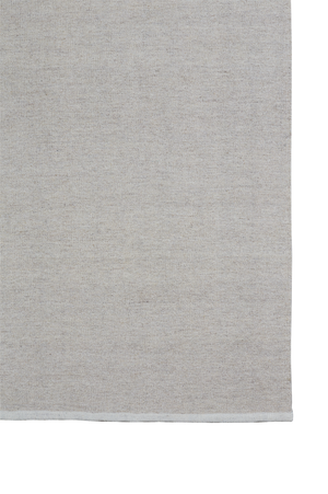 Massimo Escape Kelim Chalk light grey rug, full view with the contrasting band at the end